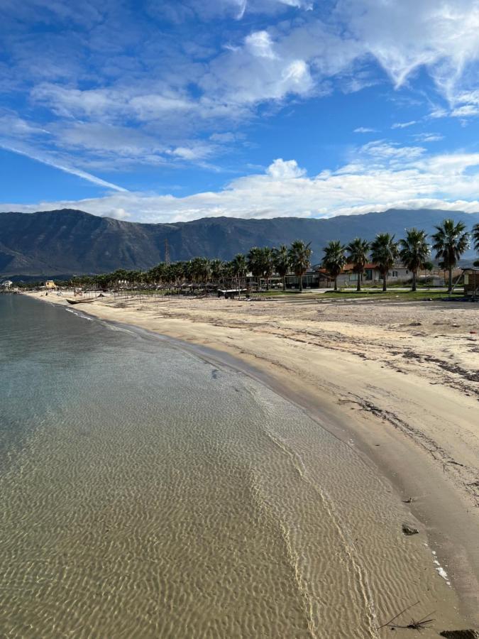 Miqt Beach - Bungalows Orikum Kültér fotó