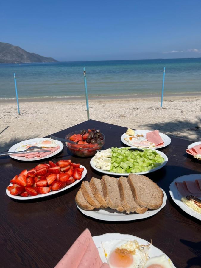 Miqt Beach - Bungalows Orikum Kültér fotó